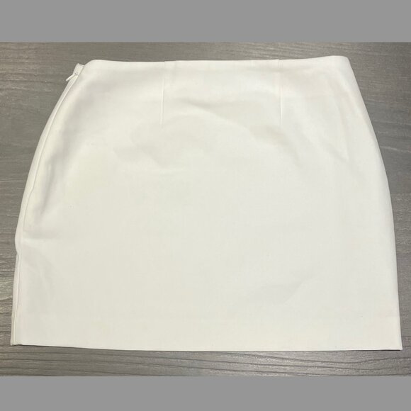 DESTINE SKIRT (Babaton) - Picture 4 of 5